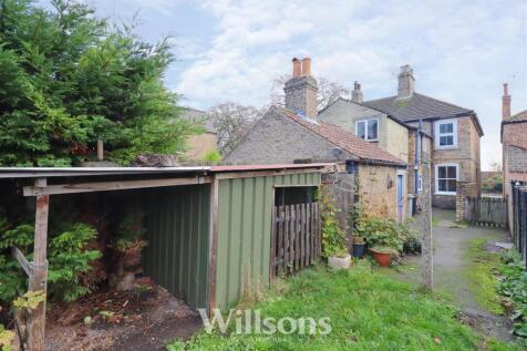 Brick Out Building &amp; Store