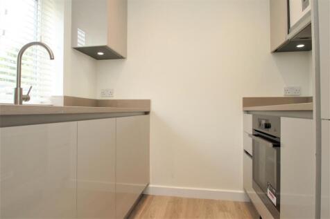 3 7 11 15 Clifton Kitchen 2.jpg