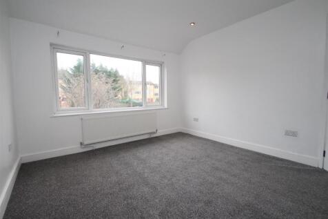 Living/dining area