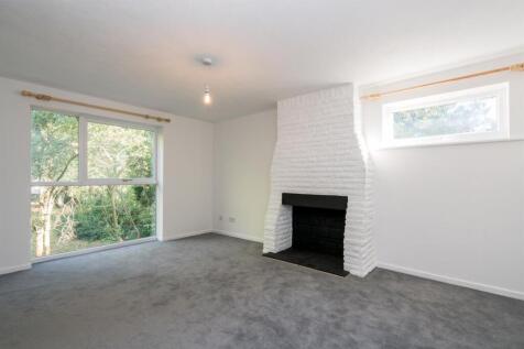 Living/Dining area