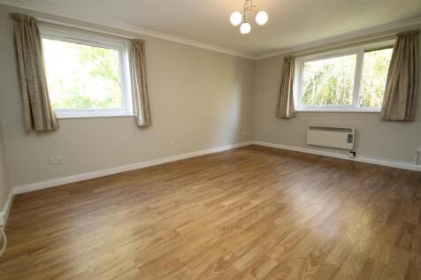 Living/Dining area