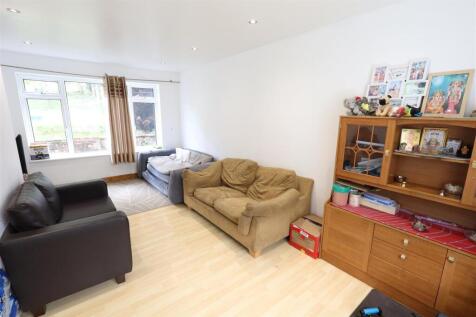 Living area #2