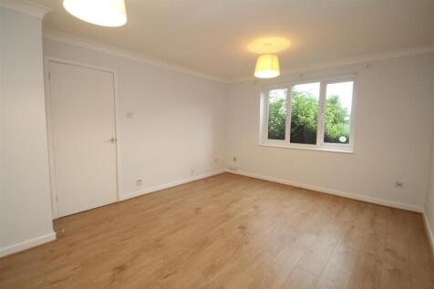 Living/dining area