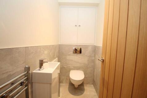 Cloak room