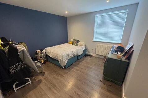 Bedroom.jpg