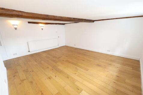 Living/Dining area