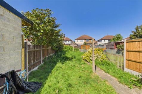 CAM05136G0-PR0056-STILL009.jpg