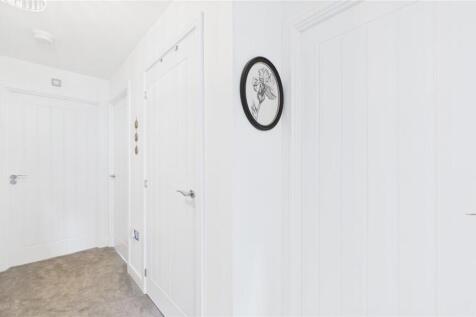 CAM05136G0-PR0072-STILL013.jpg