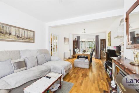 CAM05136G0-PR0114-STILL015.jpg