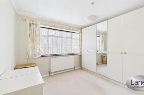 CAM05136G0-PR0133-STILL002.jpg