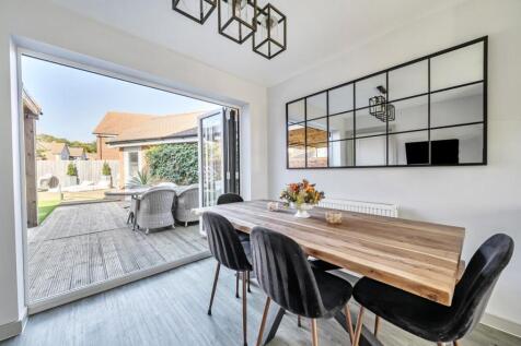 1363485-4-68e3e5b...