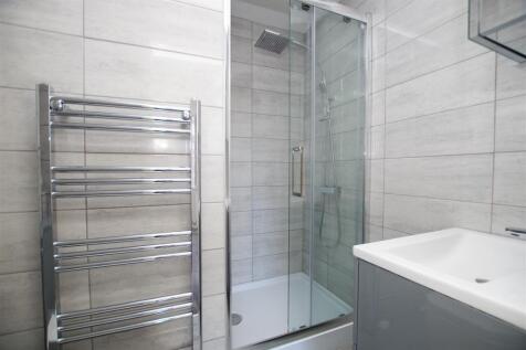En-Suite Shower