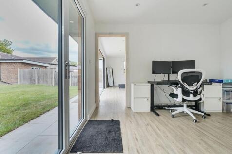 Home Office / Studio