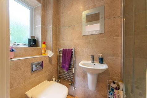 En-suite shower room