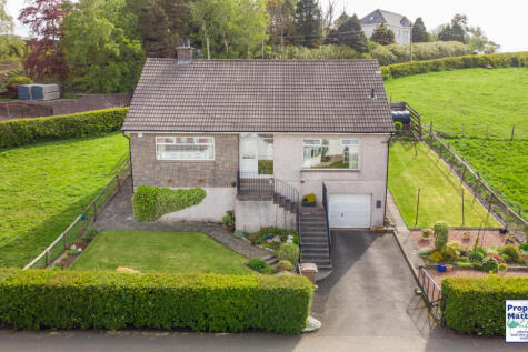 5 Bedroom Detached Villa
