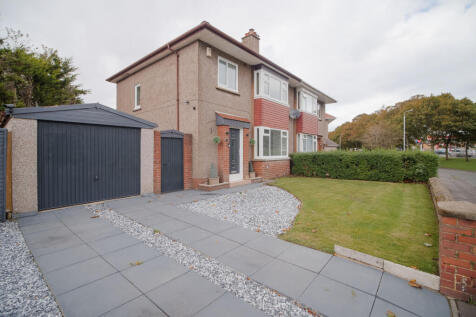 3 Bedroom Semi-detached Villa