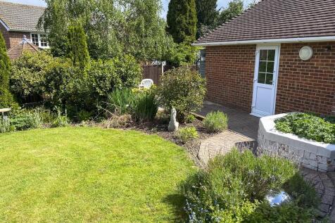 TNo14Garden-03 (0...