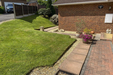 TNo14Garden-04 (0...