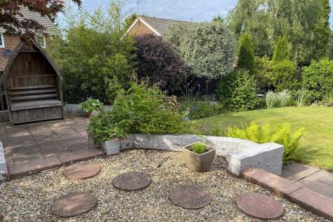 TNo14Garden-11 (0...
