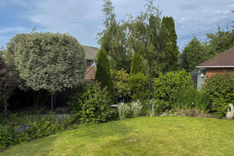 TNo14Garden-08 (0...