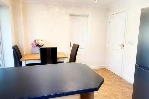 Kitchen- Breakfasting Room