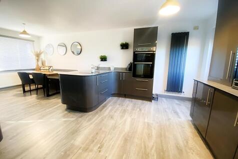 Kitchen, Breakfast &amp; Family Room