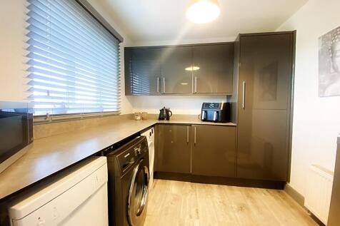 Kitchen, Breakfast &amp; Family Room