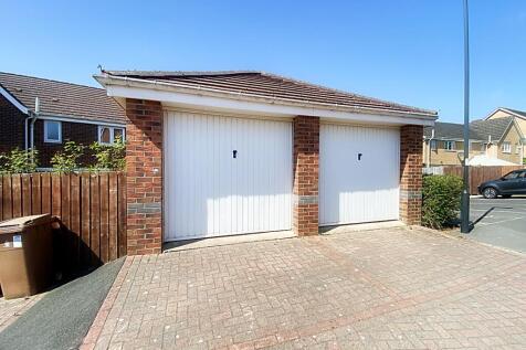Garage &amp; Parking
