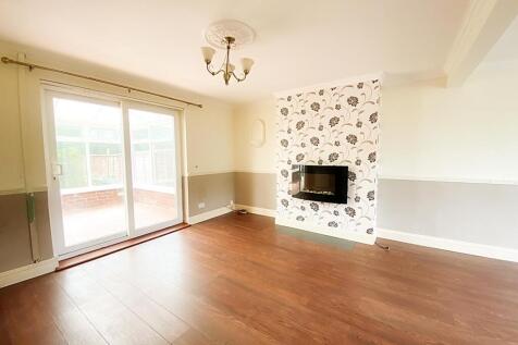 Lounge &amp; Dining Room