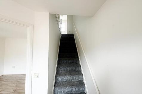 Stars to first floor and landing