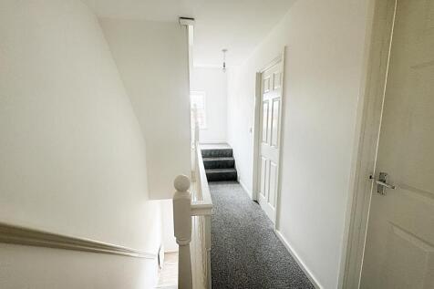 Stars to first floor and landing