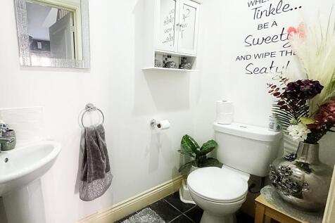 Cloakroom/WC