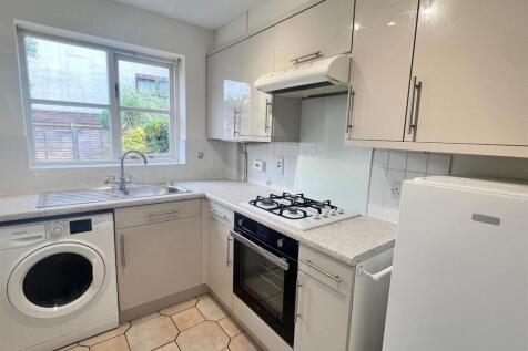 Kitchen 6.jpg