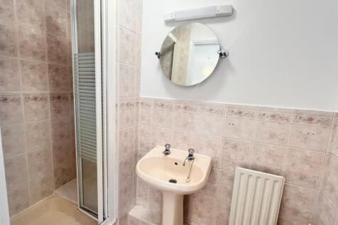 En Suite 2.jpg