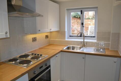 8 Lower Church Lane (1).JPG