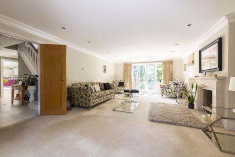 Lounge - Photo 19