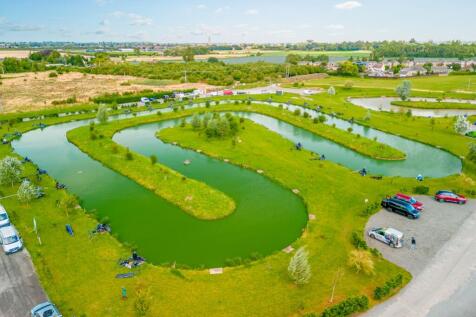 Westwood Lakes (Boston)-17