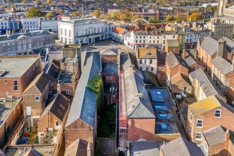 1373395-8-6900a0c855094-ARW