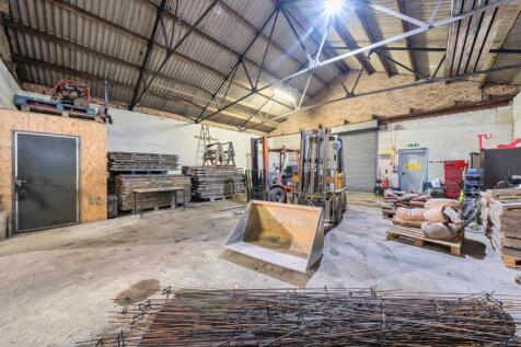 1362876-4-68e537a83f557-ARW-1