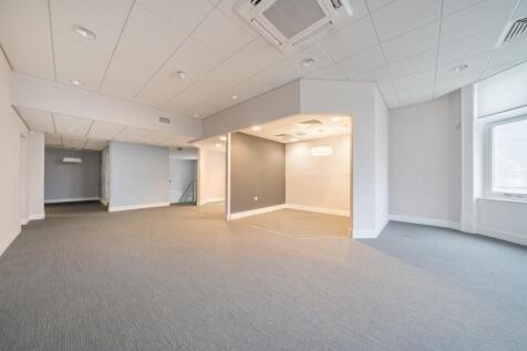 1369054-18-68eec69487455