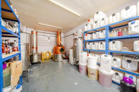 1374447-7-69049617f178c