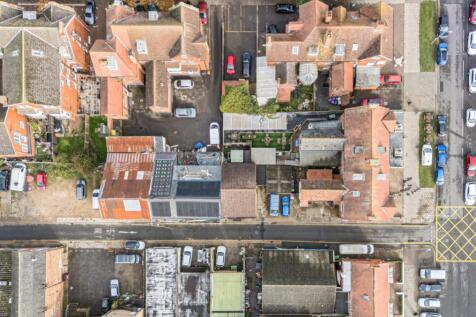 1374447-7-6904a463a262f-ARW-1