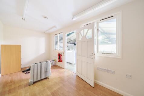 1332085-11-689c4348548c8