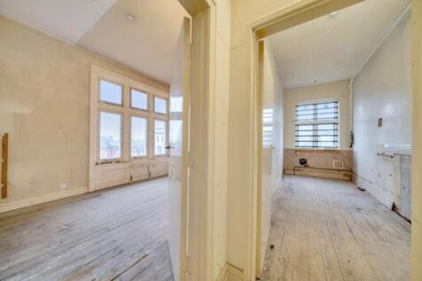 1369054-9-68eec36d99c33