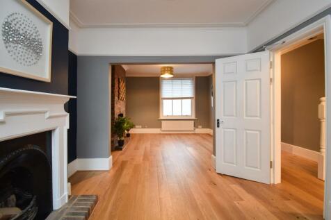 Living &amp; dining room