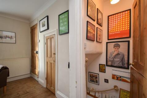 Hallway/stairs