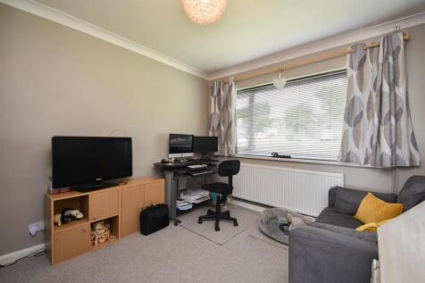 Bedroom/study