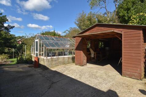 Garage &amp; parking