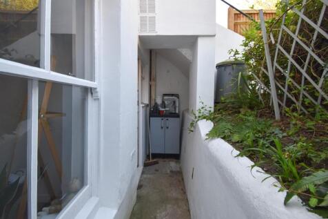 Rear courtyard