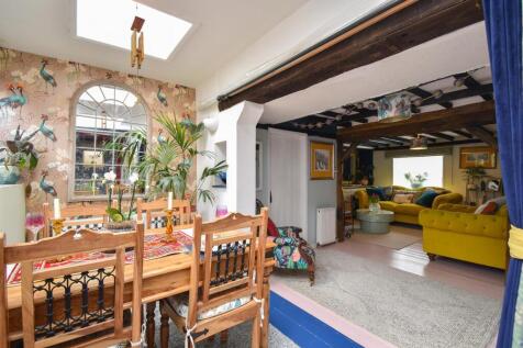 Living and dining area